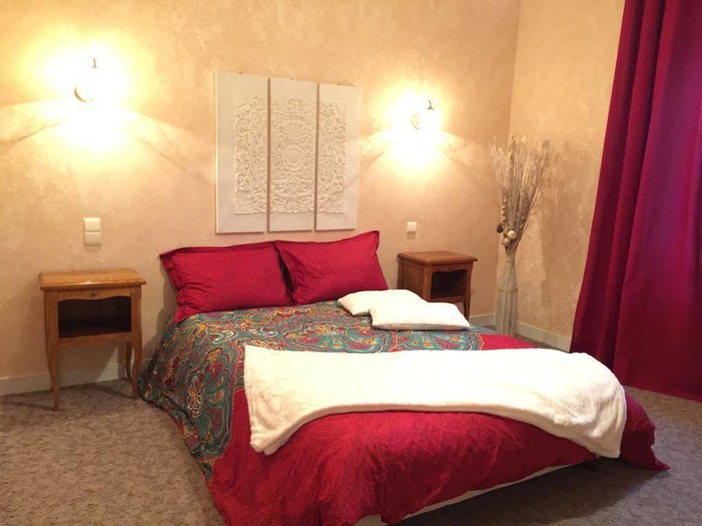 Domaine De Lascaux Bed and Breakfast Montignac-Lascaux Εξωτερικό φωτογραφία