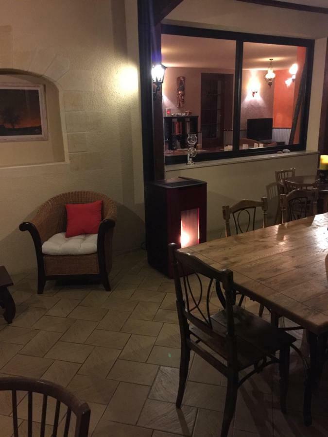 Domaine De Lascaux Bed and Breakfast Montignac-Lascaux Εξωτερικό φωτογραφία