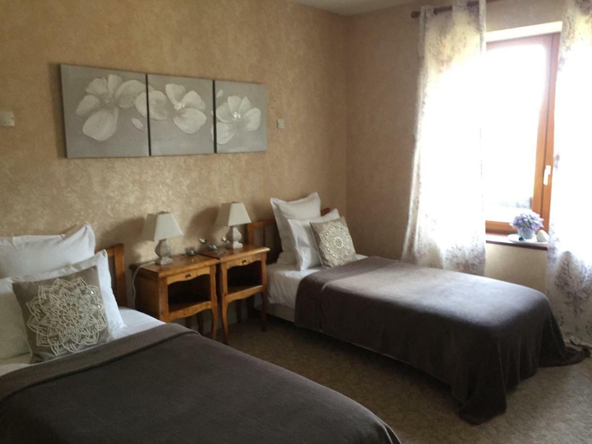 Domaine De Lascaux Bed and Breakfast Montignac-Lascaux Εξωτερικό φωτογραφία